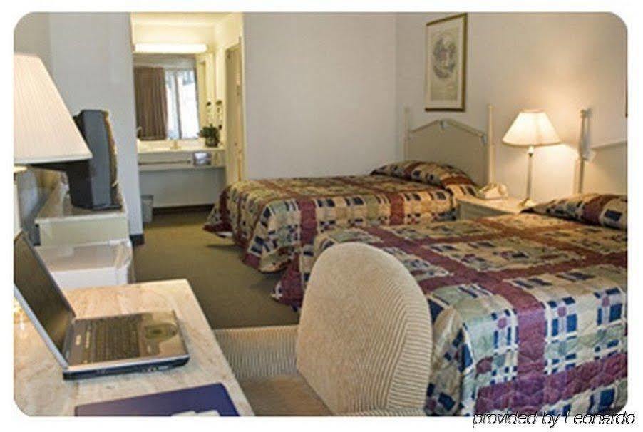 Bestway Inn - Madison Luaran gambar